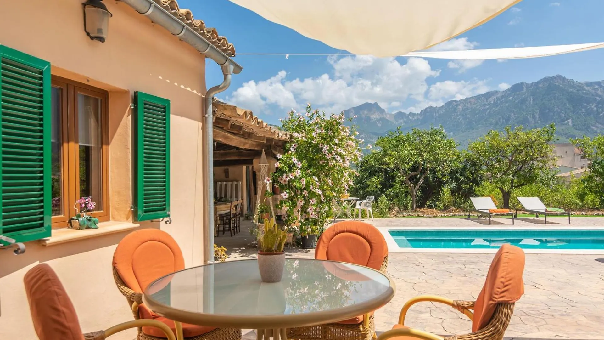 Villa Frontera Soller
